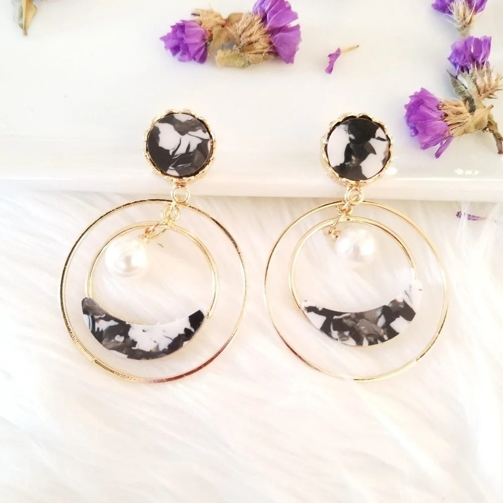 Black hoop stud earrings